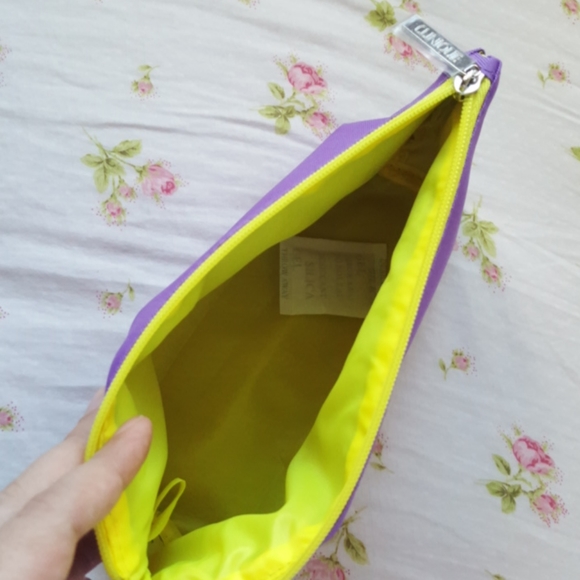 Clinique Cosmetic set & Makeup case bag - Picture 10 of 11